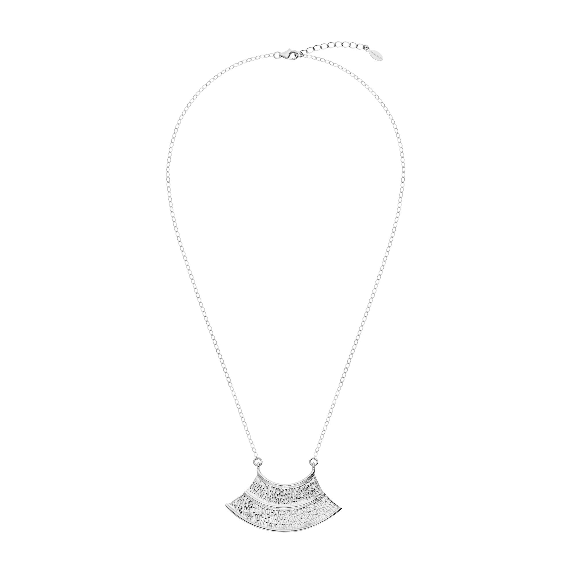 Plastron Faly (im)parfait ❤️