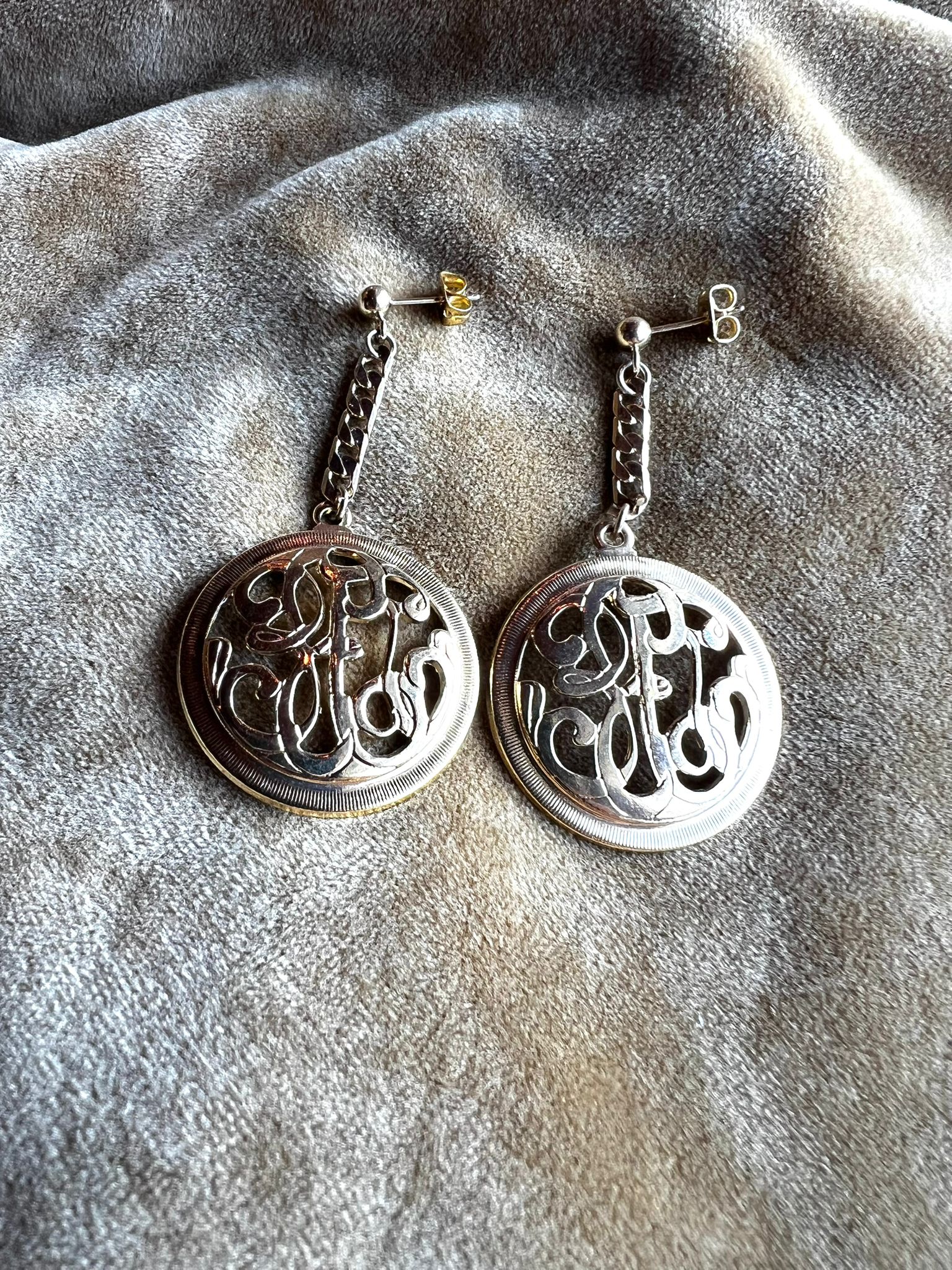 Boucles d'oreilles monogramme (im)parfaite ❤️