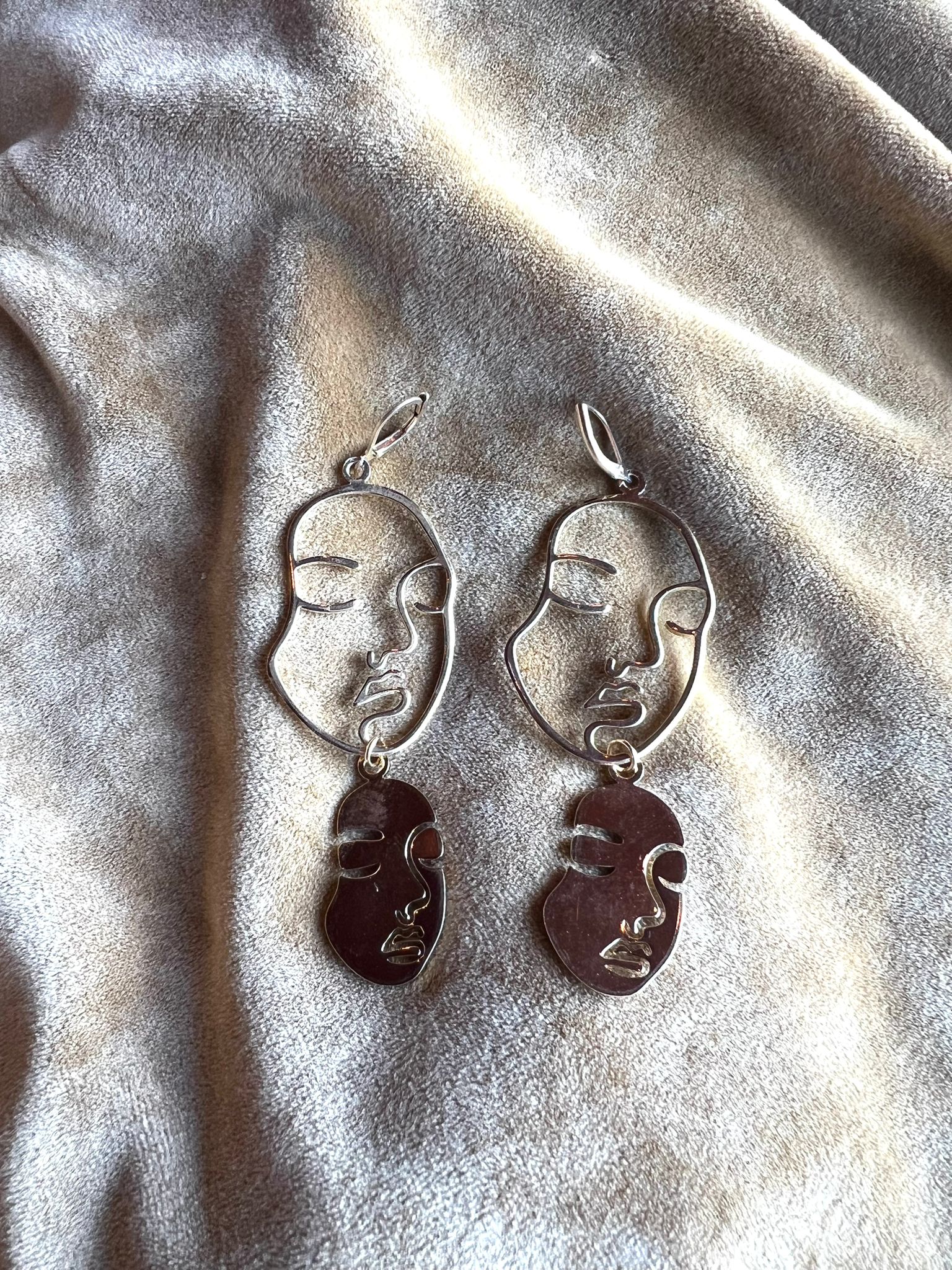 Boucles d'oreilles visage XL (im)parfaite ❤️